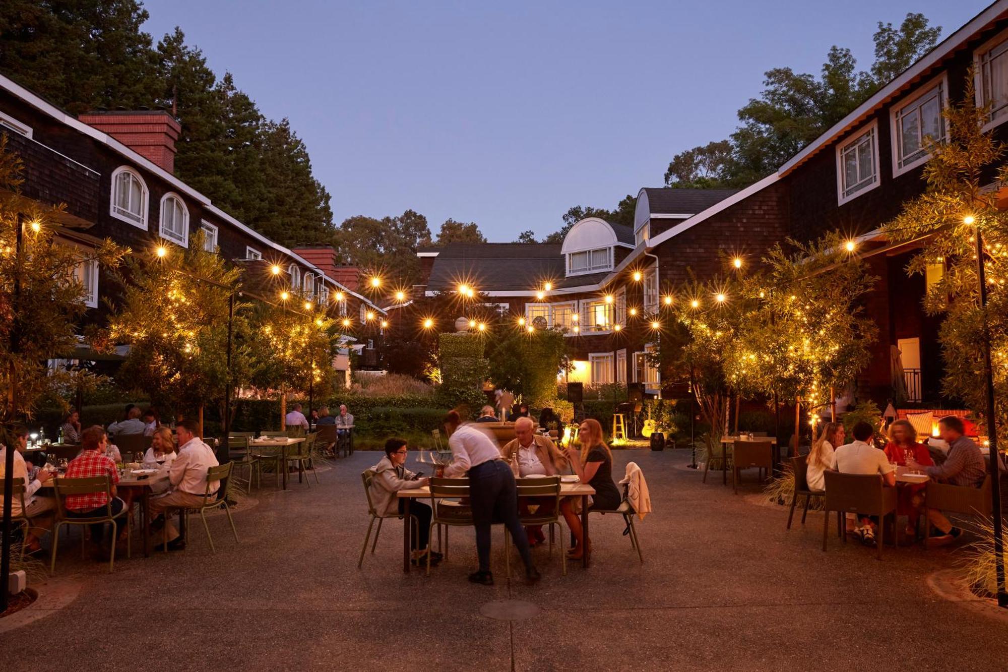 The Stanford Park Hotel Menlo Park Extérieur photo